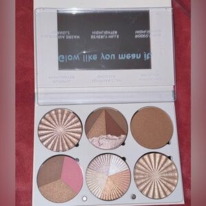 Ofra On the Glow Palette - Highlighter and Blush Palette